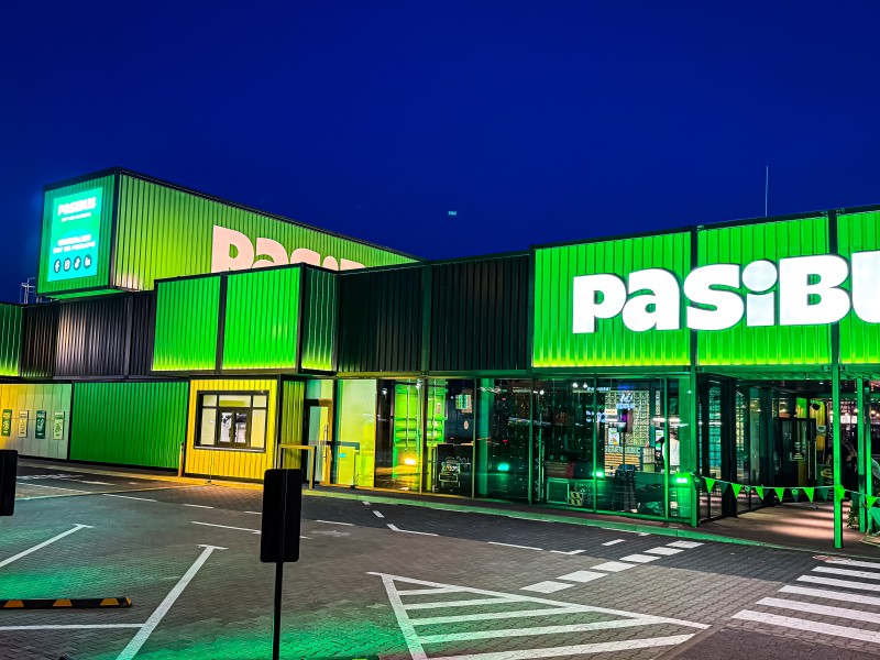 F164F805-77E6-4A9F-B1E3-4FB38EE1836D